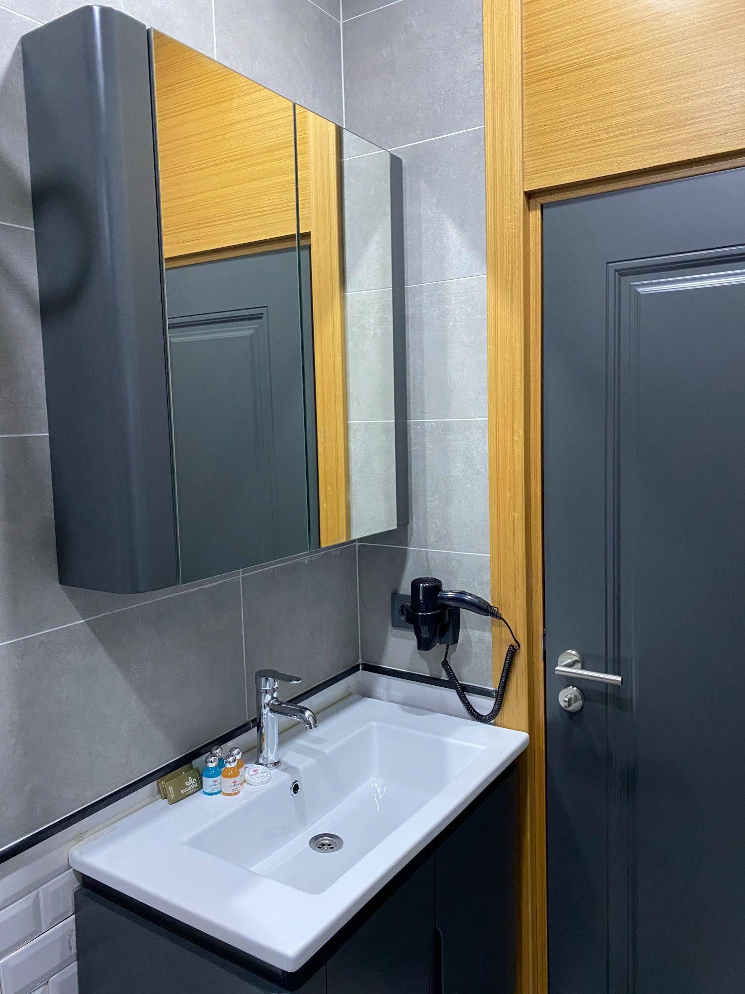 Confores Hotel Stambuł Zewnętrze zdjęcie