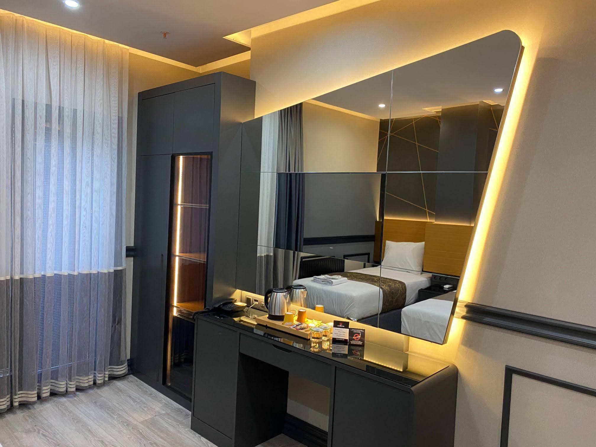 Confores Hotel Stambuł Zewnętrze zdjęcie