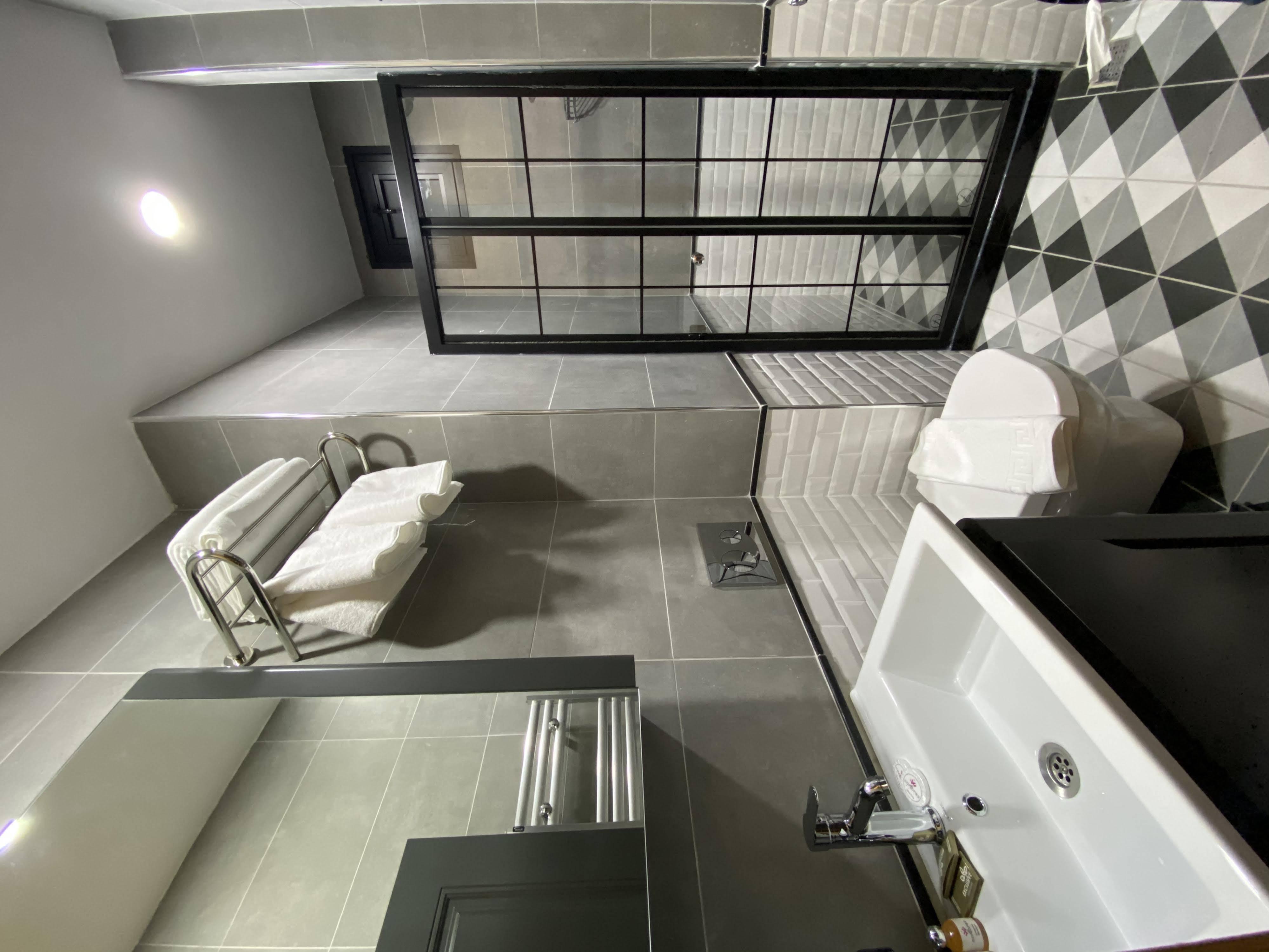 Confores Hotel Stambuł Zewnętrze zdjęcie
